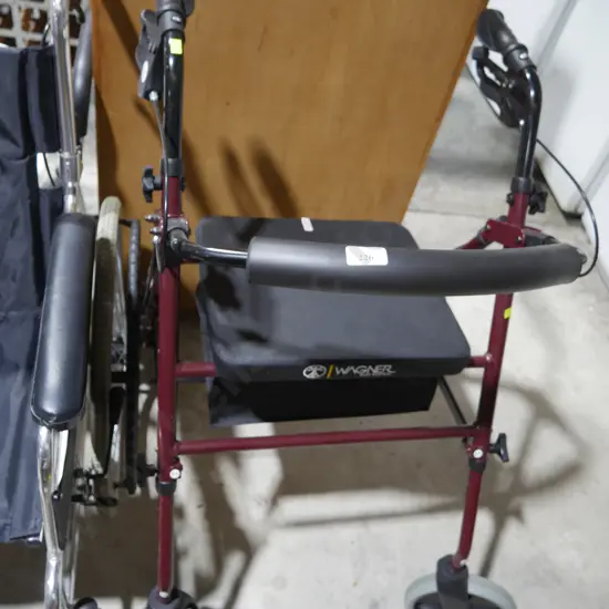 Mobility walker