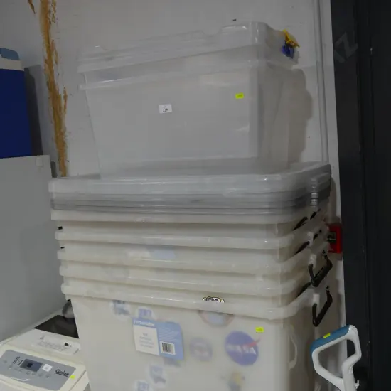 Assorted storage containers