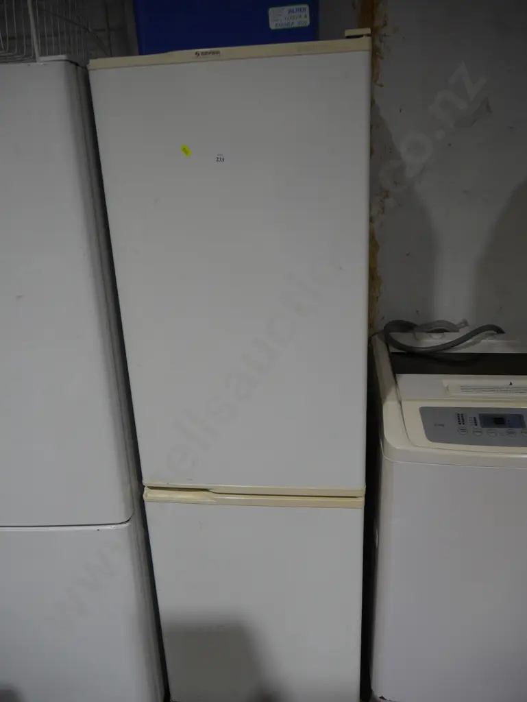 Simpson fridge freezer Image 1++