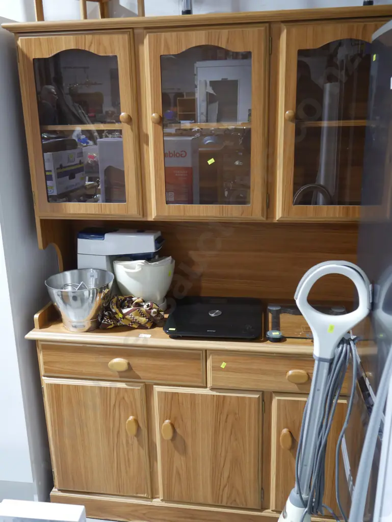 Hutch dresser Image 1++