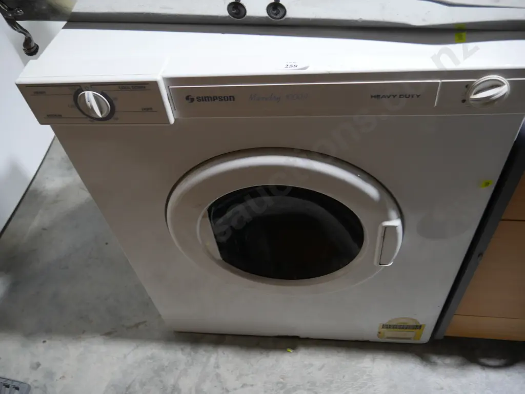 Simpson clothes dryer Image 1++