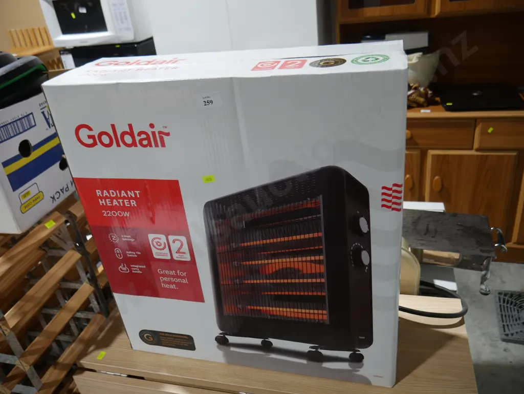 Goldair radiant heater Image 1++