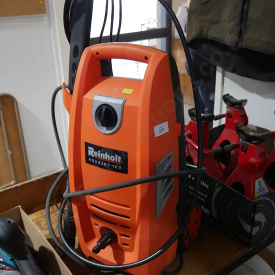 Reinhold water blaster