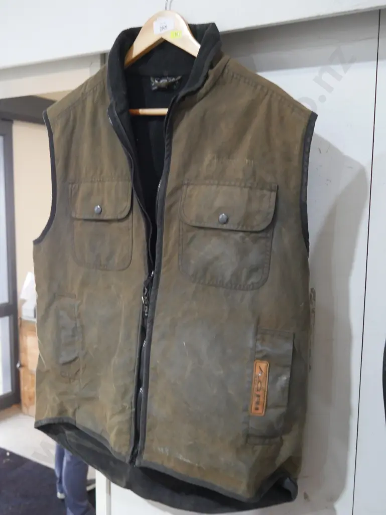 Agri station oilskin vest Image 1++