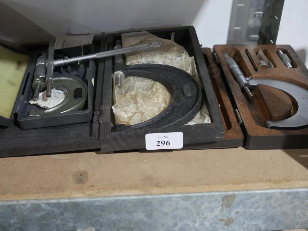 3 micrometres Image 1++