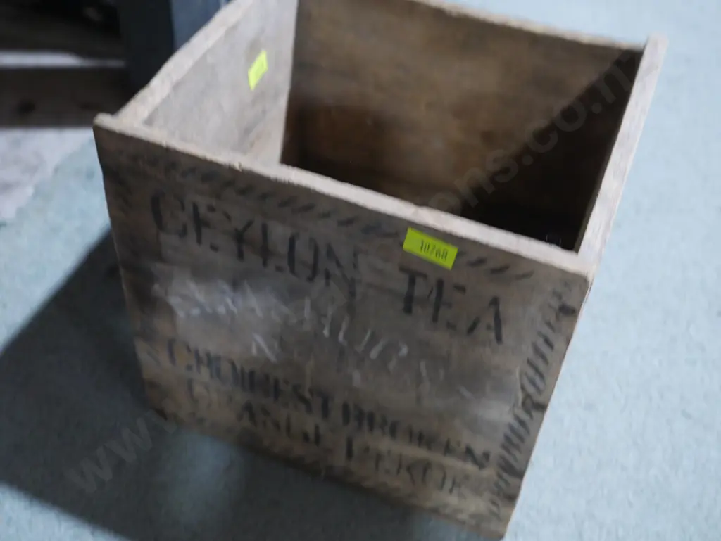 Box of handles Image 1++