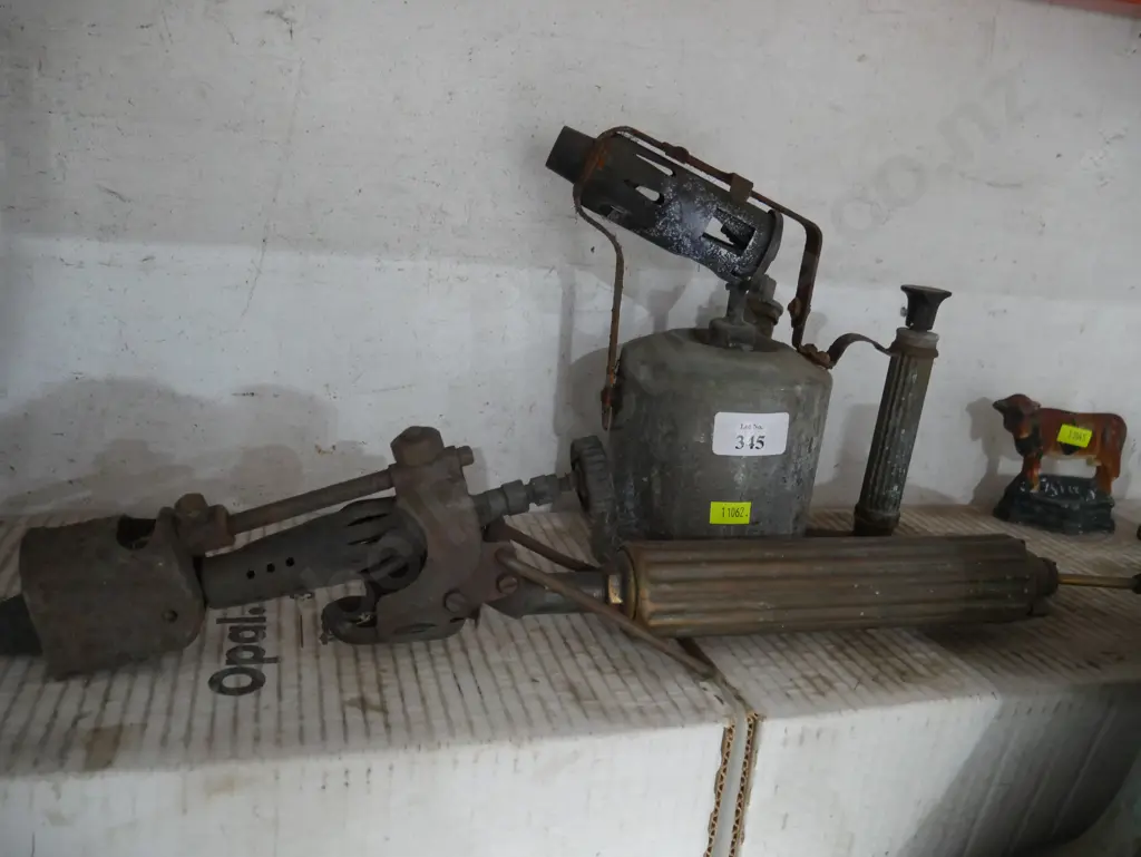 Two blow torches Image 1++