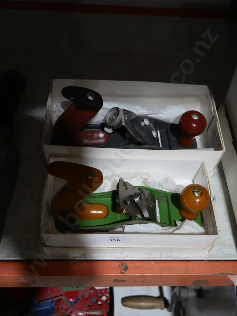 Two wood planes Image 1++