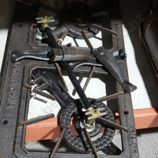 Two burner gas cooker