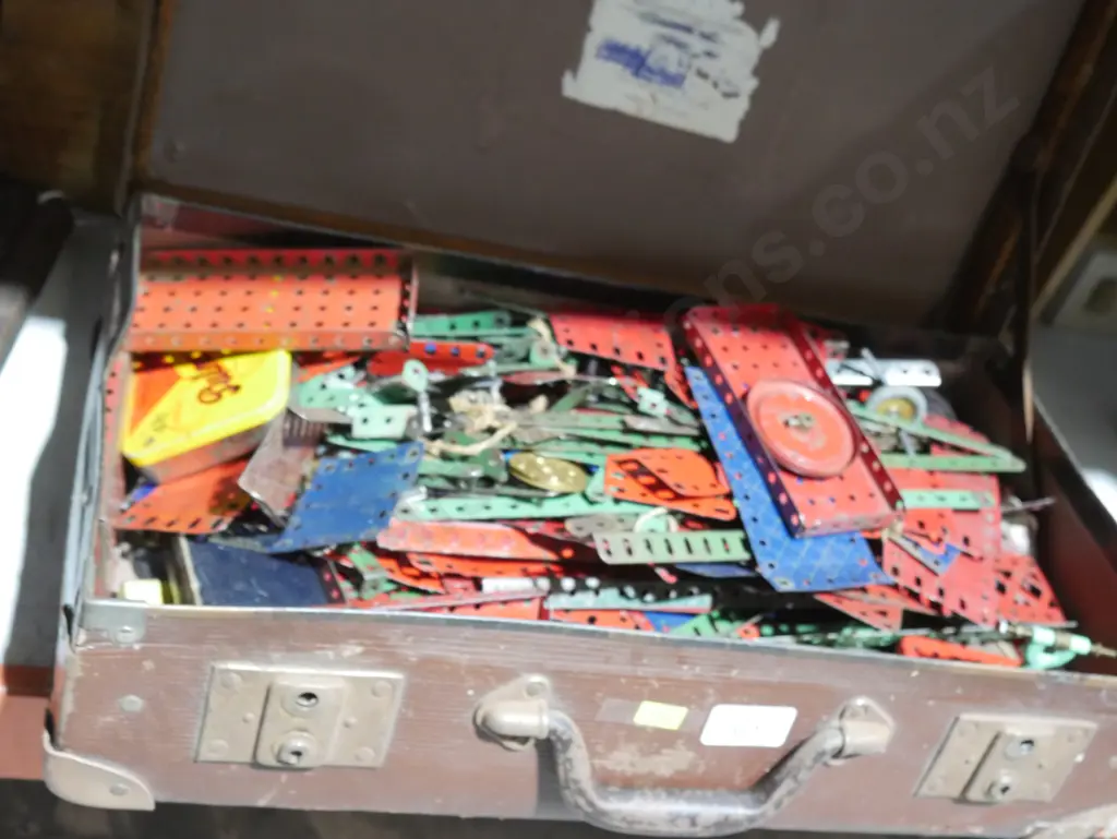 Meccano Image 1++