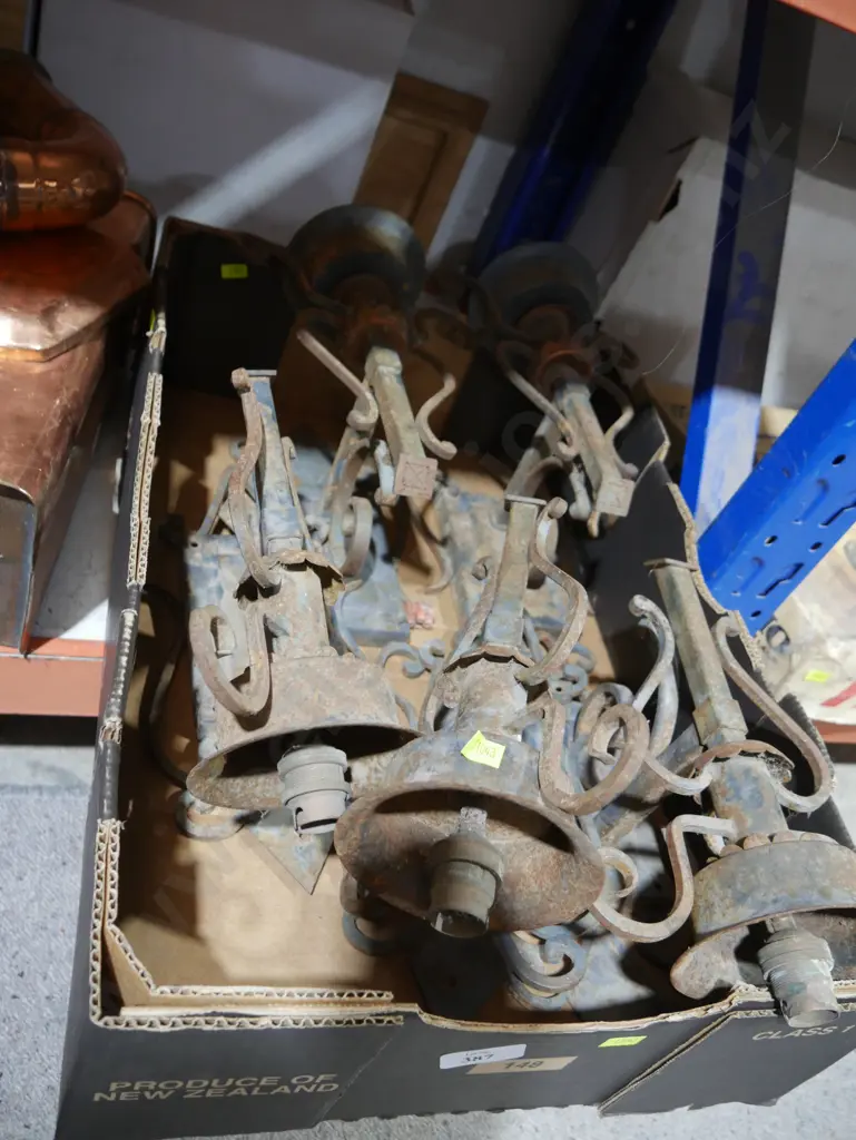 Vintage light fittings Image 1++