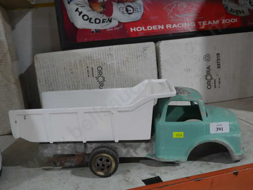 Tonka dump truck Image 1++