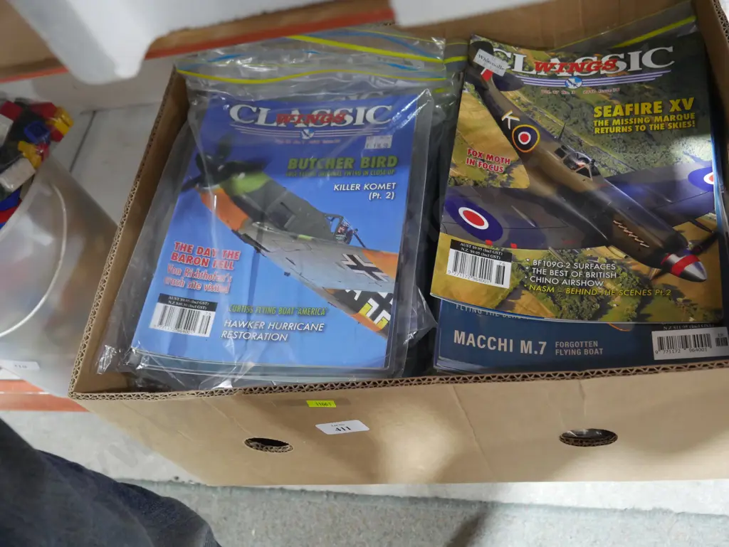 Assorted classic wings magazines Image 1++