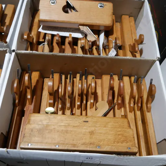 2 boxes molding planes