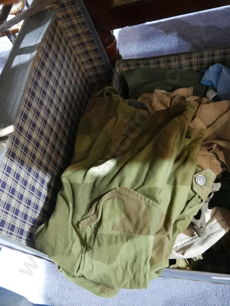 Old suitcase, camo jacket etc Image 1++