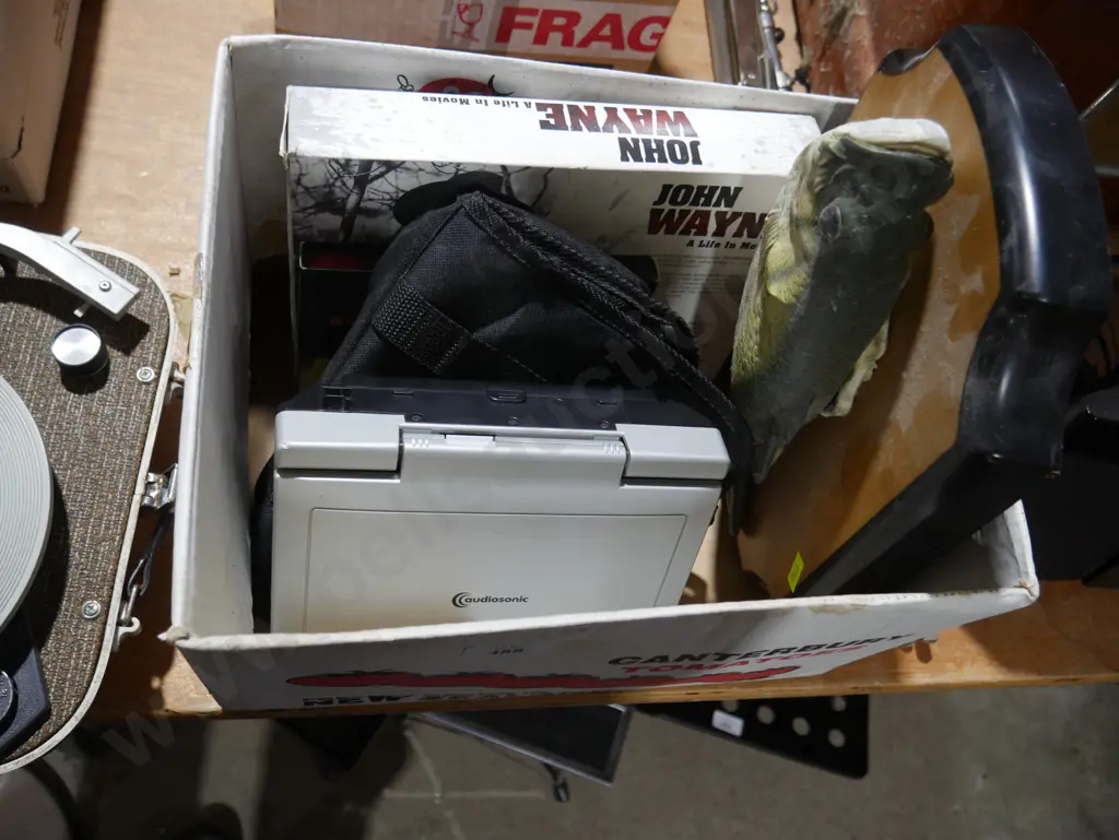 Portable DVD player John Wayne DVDs and singing trout Image 1++