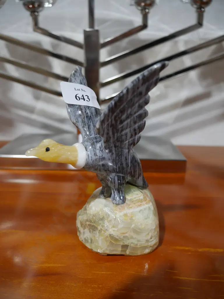 Marble vulture Image 1++