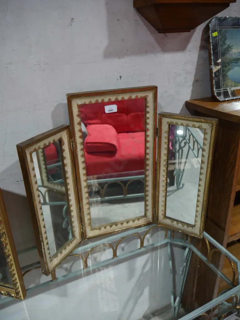 Trifold mirror Image 1++