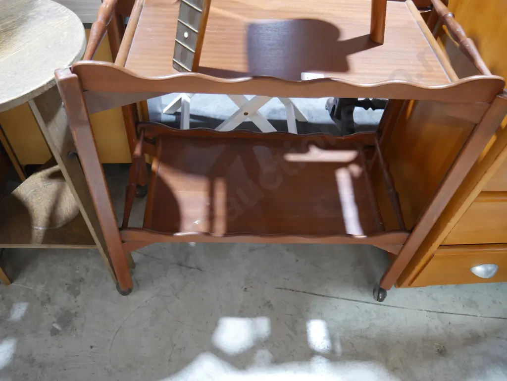 Folding tea trolley Image 1++