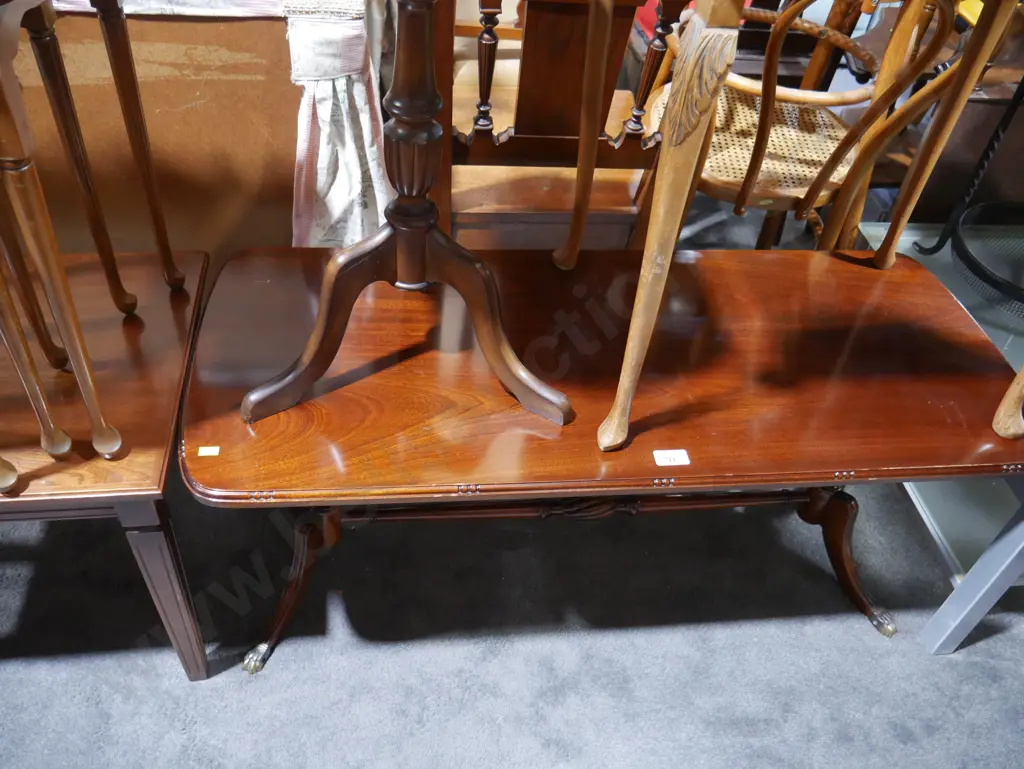 Coffee table Image 1++