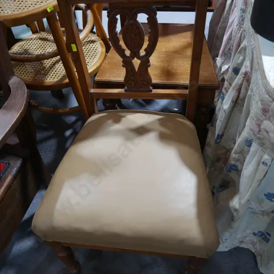 Dining chair