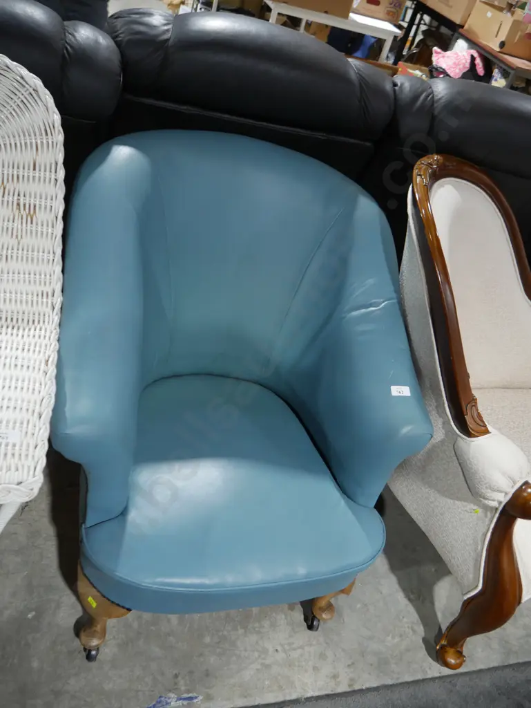 Tub armchair Image 1++