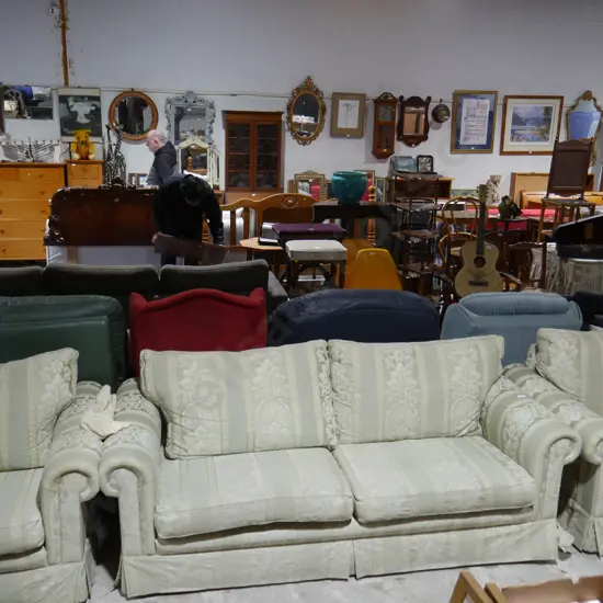 3 piece green lounge suite