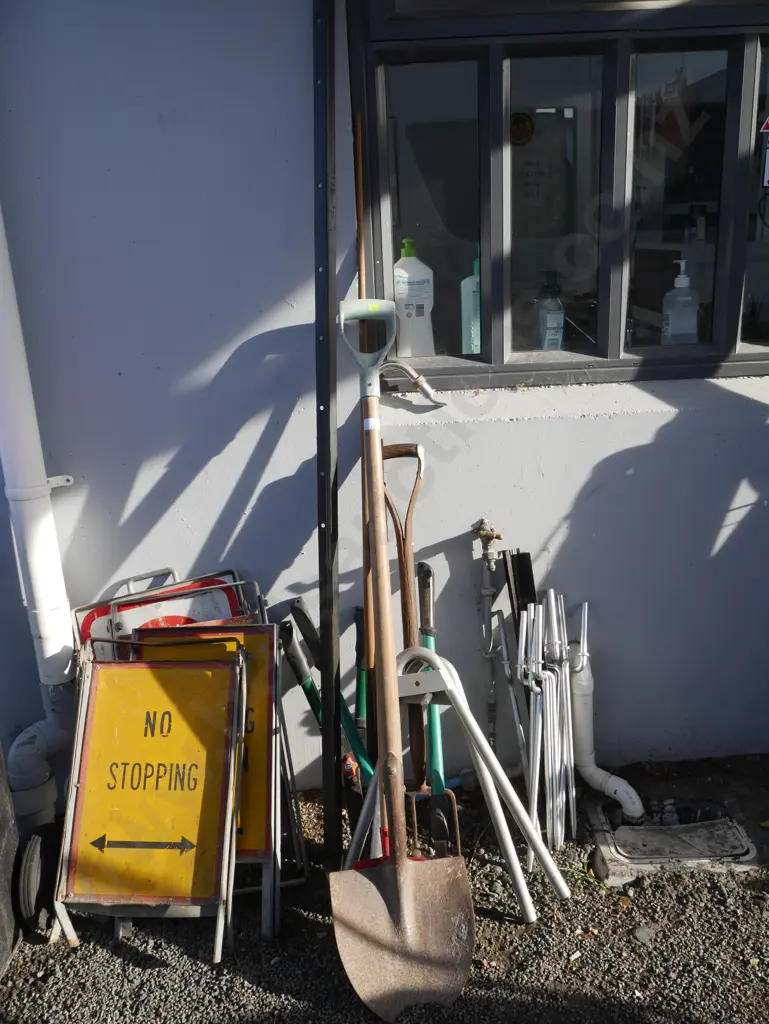 Garden tools etc Image 1++