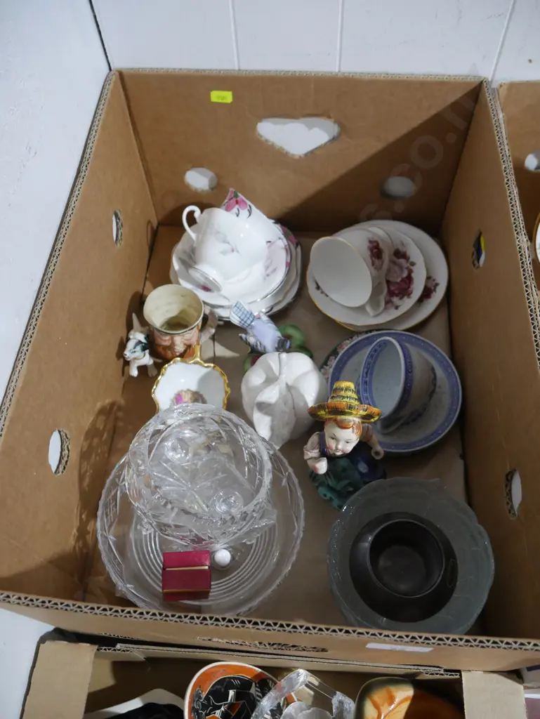 Trios, figurines, glass bowls etc Image 1++