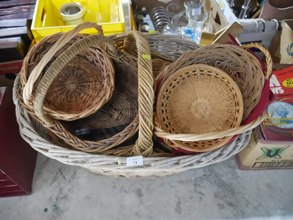 Cane baskets Image 1++
