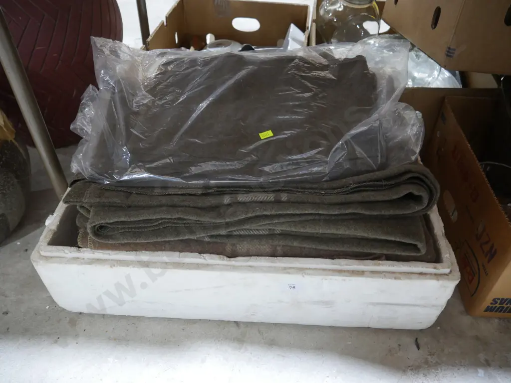 Woolen blankets Image 1++