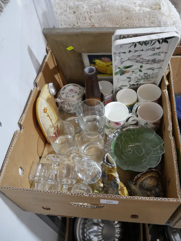 Glassware, china etc Image 1++