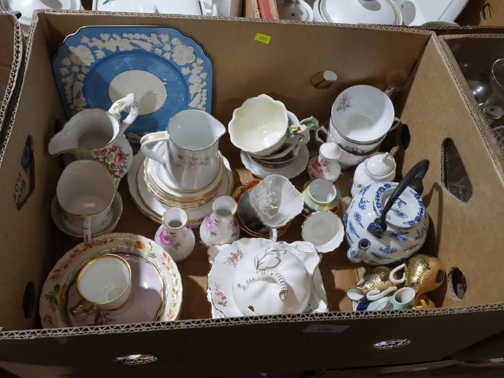 Assorted china Image 1++