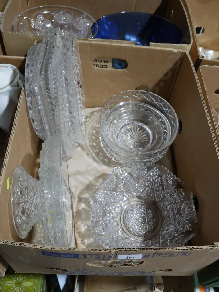 Glass bowls etc Image 1++
