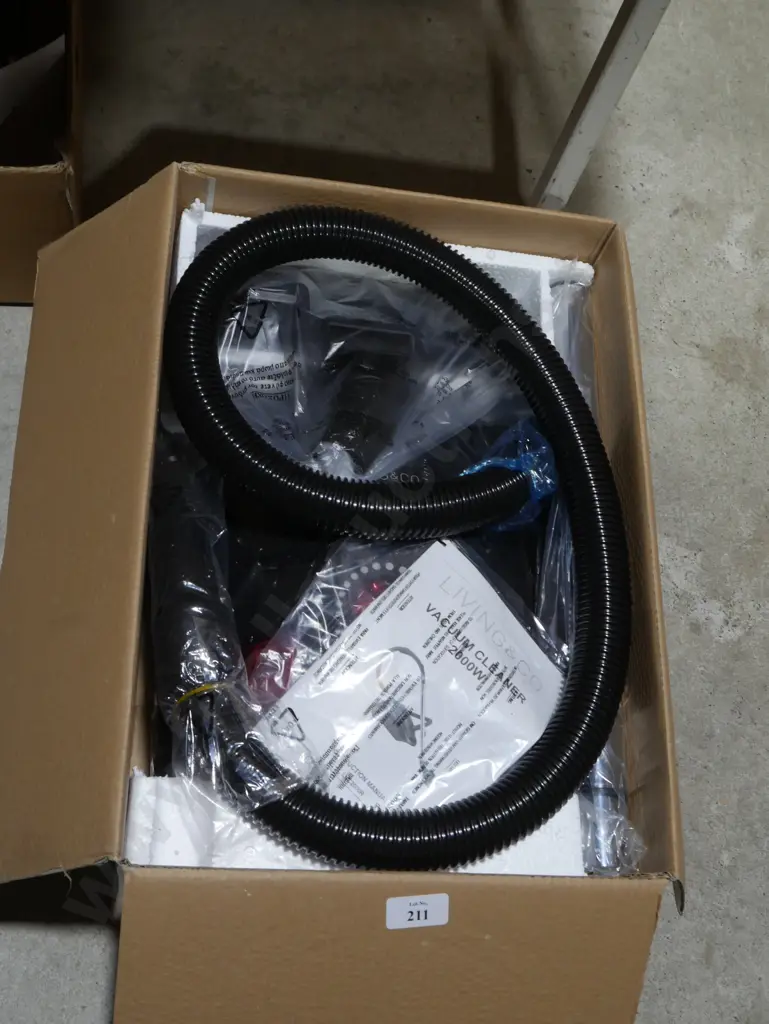 New living & co bagless vacuum cleaner Image 1++