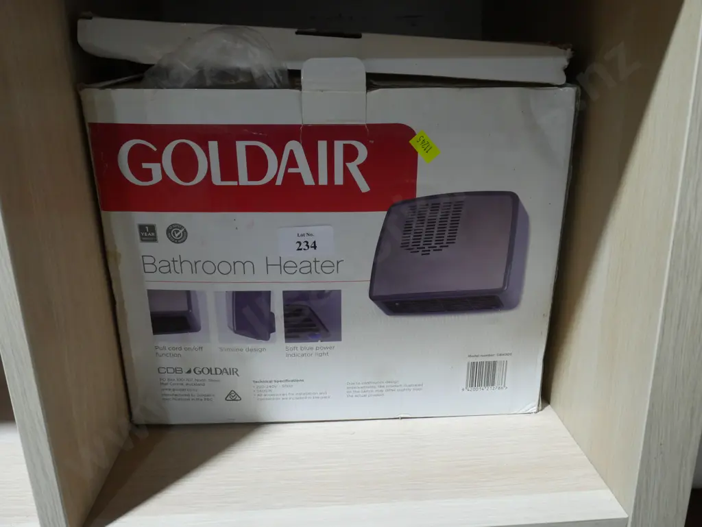 Goldair bathroom heater Image 1++