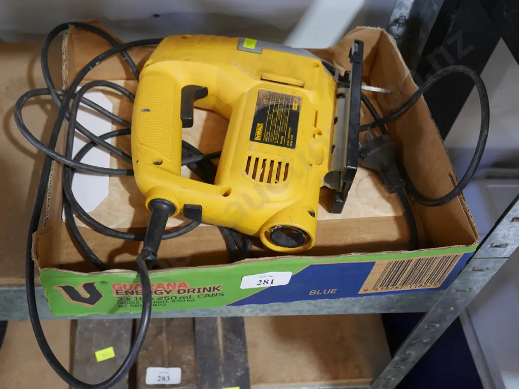 DeWalt jigsaw Image 1++