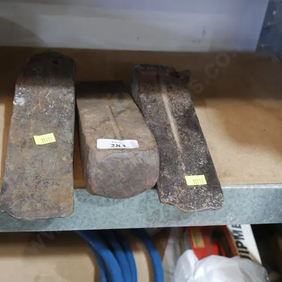 Log splitting wedges