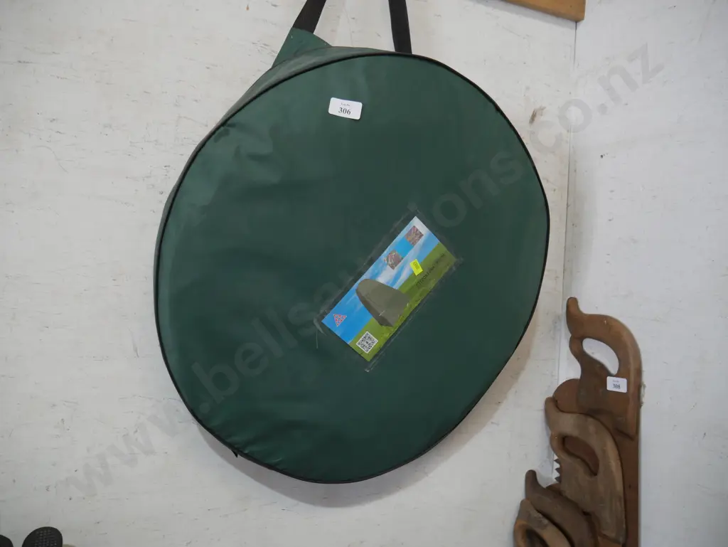 Pop-up tent Image 1++