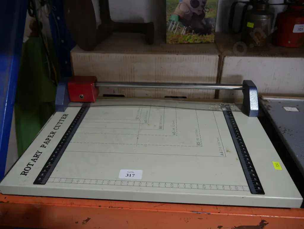 Guillotine Image 1++