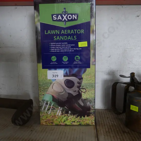 Lawn aerator sandals
