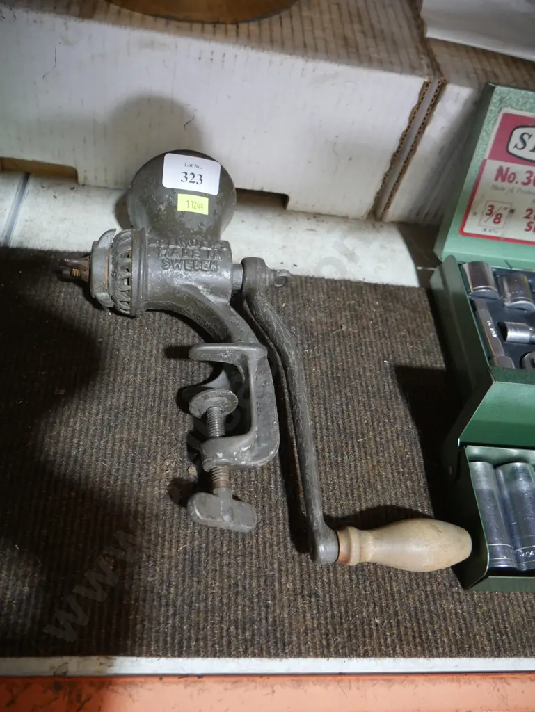 Hand mincer Image 1++