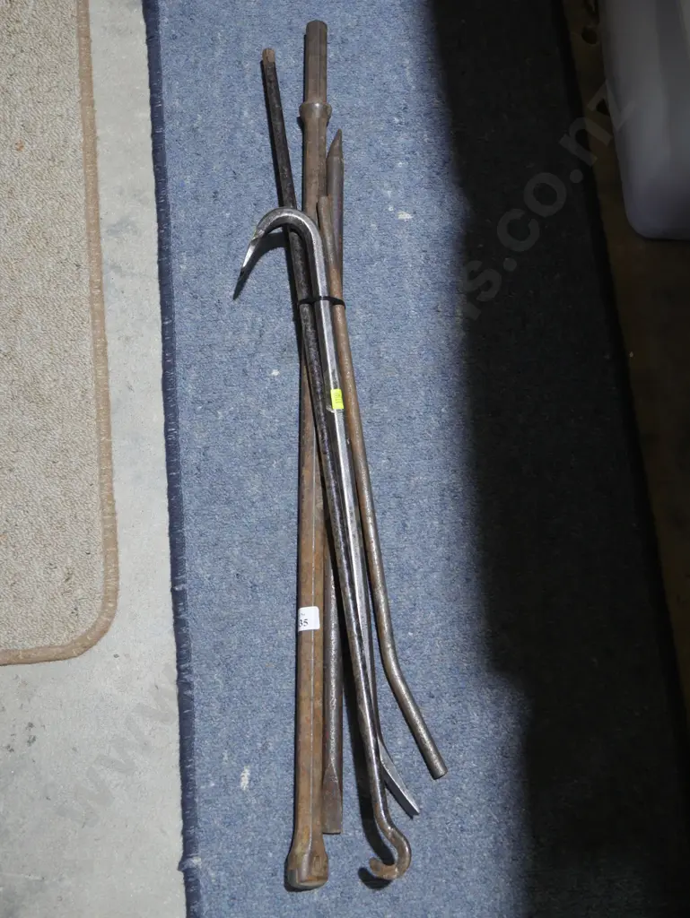 Crow bar etc Image 1++