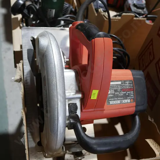 Black & Decker circular saw