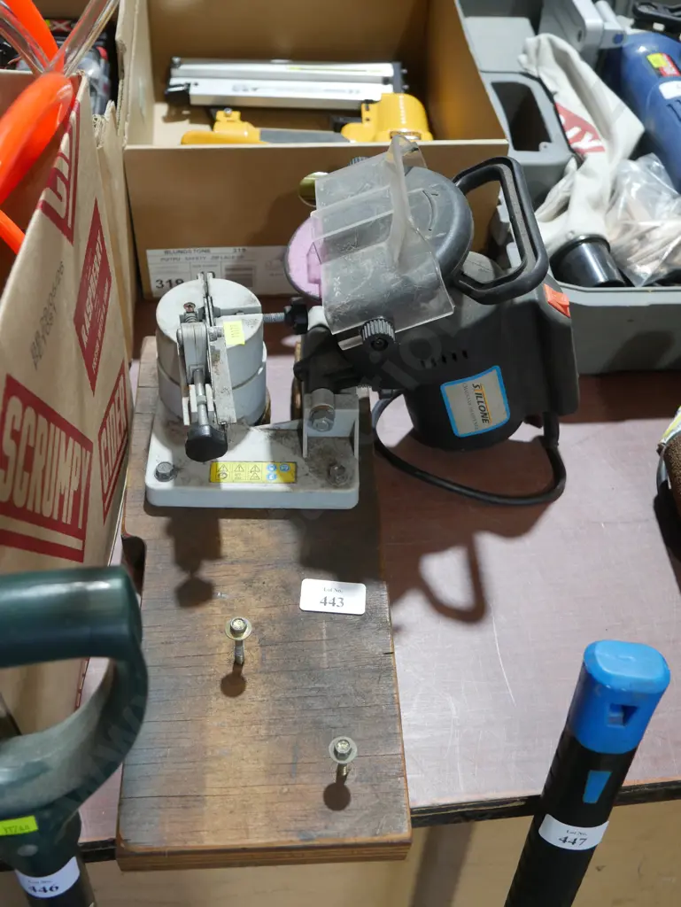 Chainsaw sharpener Image 1++