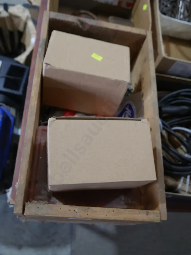 Assorted nails Image 1++