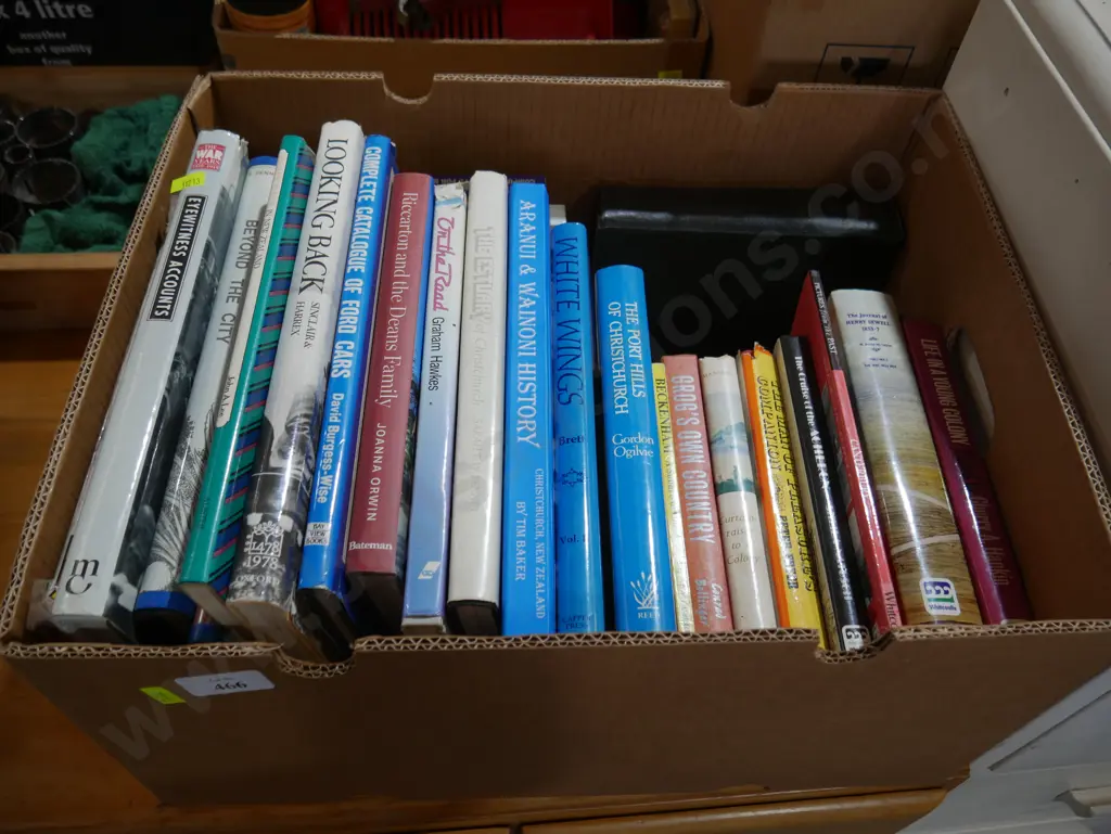 New Zealand books Image 1++