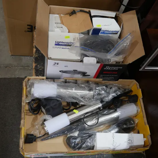 Two boxes of light fittings