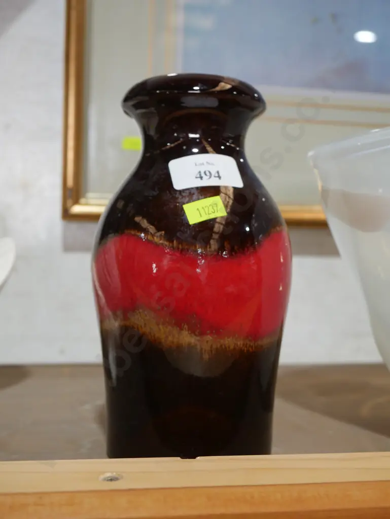 German vase Image 1++