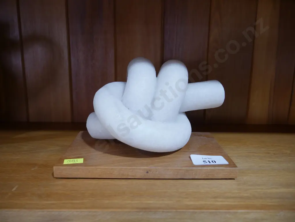 Carved knot Image 1++